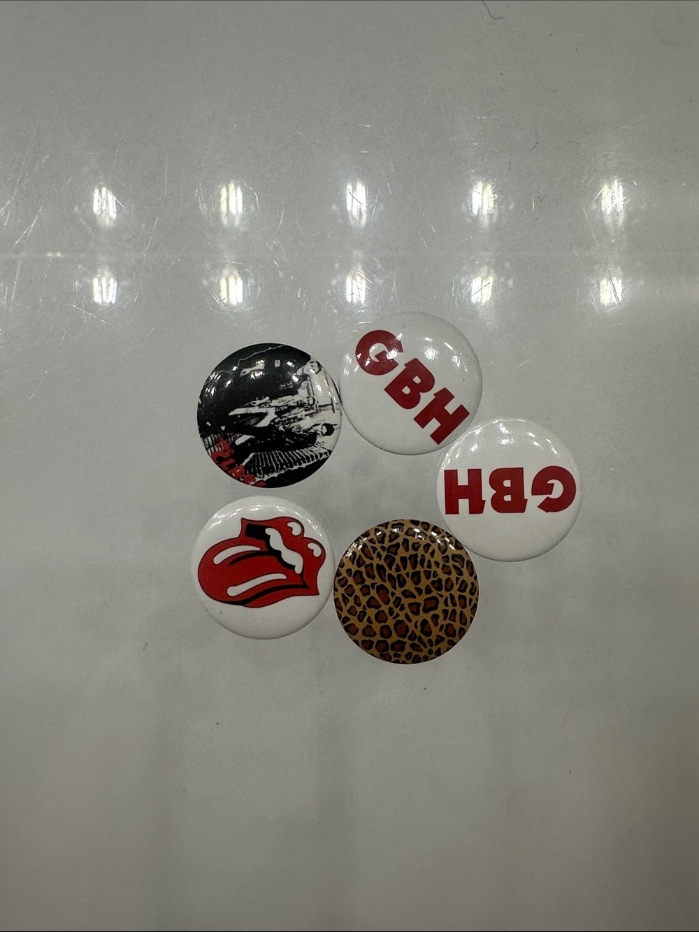 5 Brandy Melville Pins (Ready To Ship)